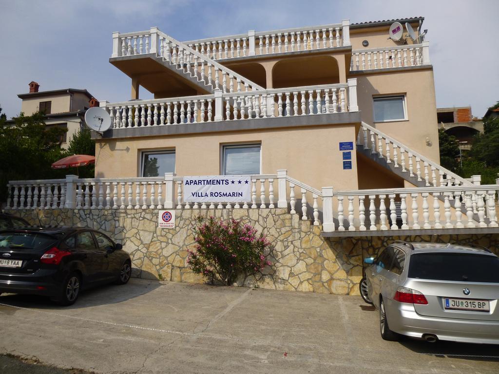 Apartments Villa Rosmarin Omišalj Exterior foto